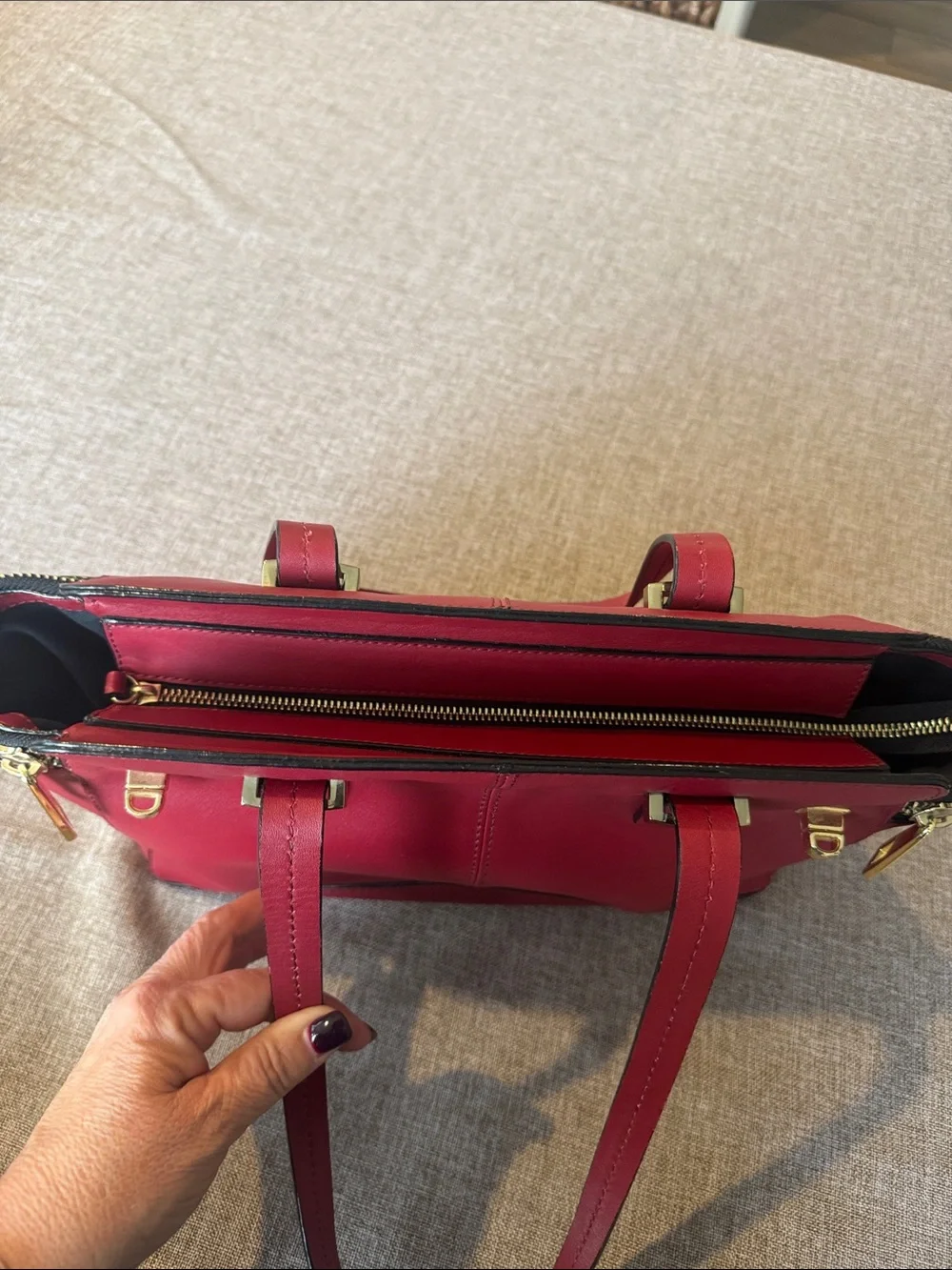 ANTONIO MELANI Red Leather Clutch with Gold Hardware